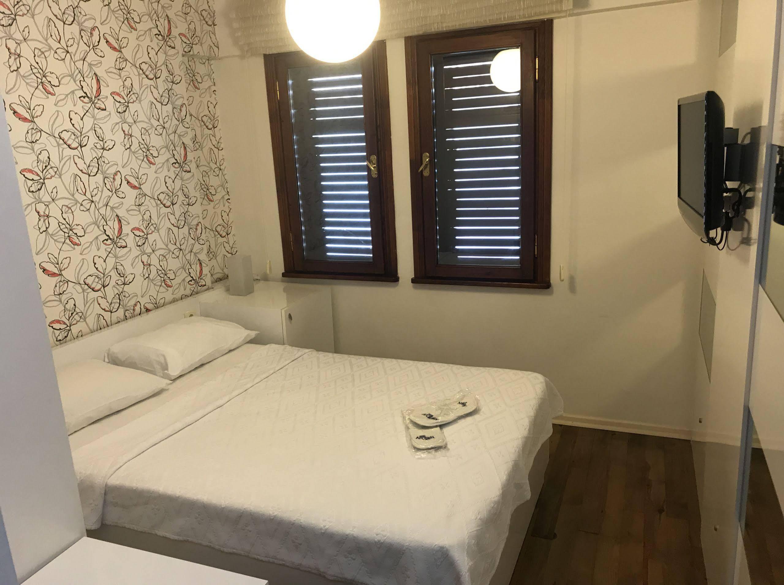 Apollon Hotel Bozcaada Exterior photo